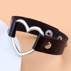 New Black Heart Shape Buckle Bracelet